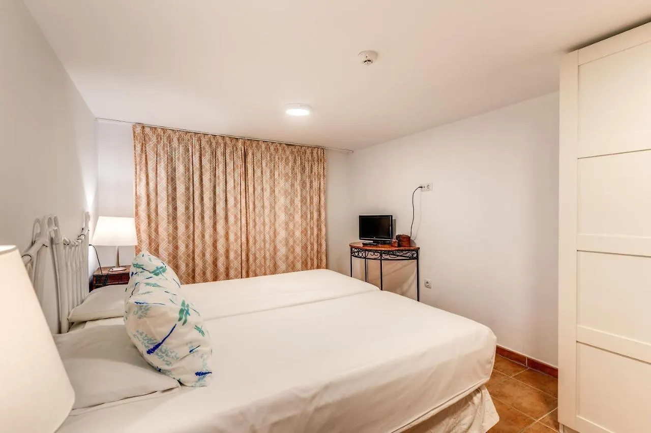 Luxury Apartament , Sea Views Private Garden Mogan