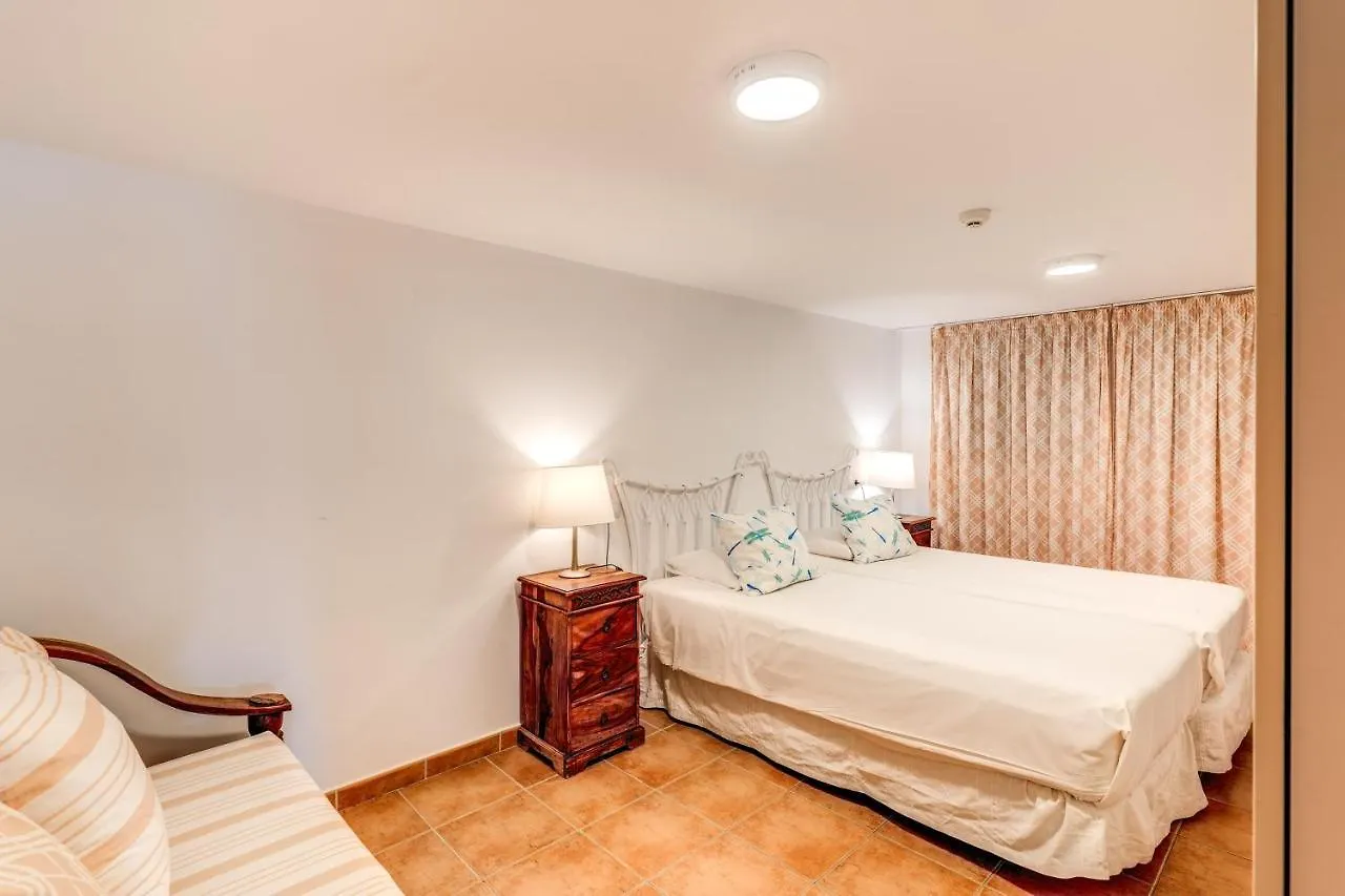 Holiday home Luxury Apartament , Sea Views Private Garden Mogan