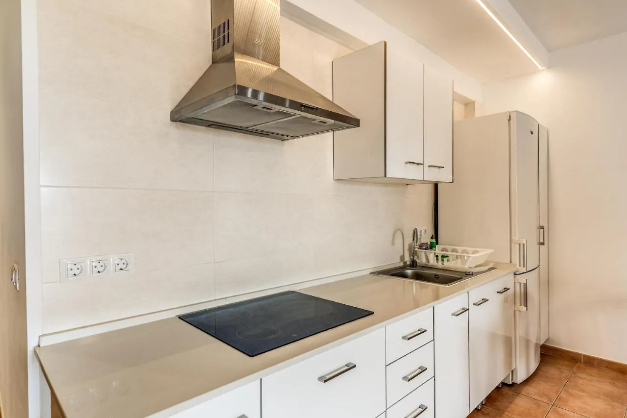 Luxury Apartament , Sea Views Private Garden Mogan Holiday home