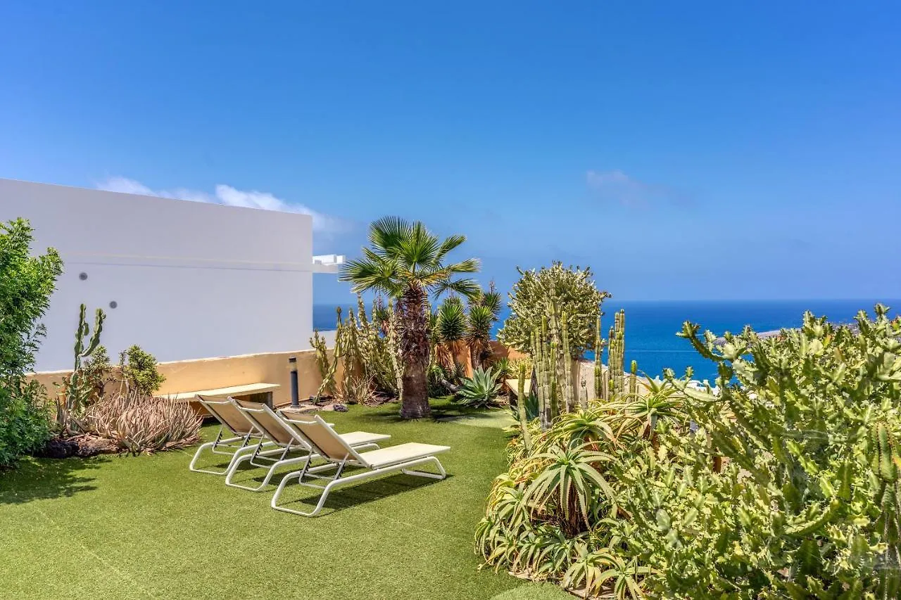 Luxury Apartament , Sea Views Private Garden Mogan Holiday home